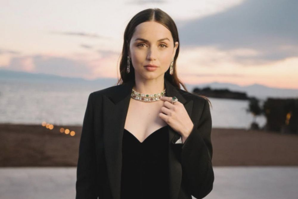 Ana de Armas Dirumorkan Dekat Tom Cruise, Intip Deretan Mantannya