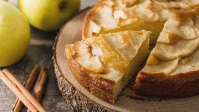 Apple Cinnamon Cake Mini: Resep Mudah, Nikmati Bersama Kopi