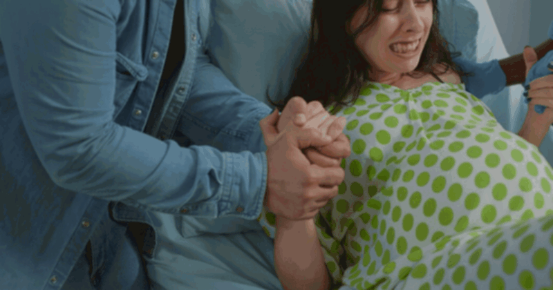 Mencegah Trauma dan Kekerasan, Lindungi Ibu Saat Persalinan