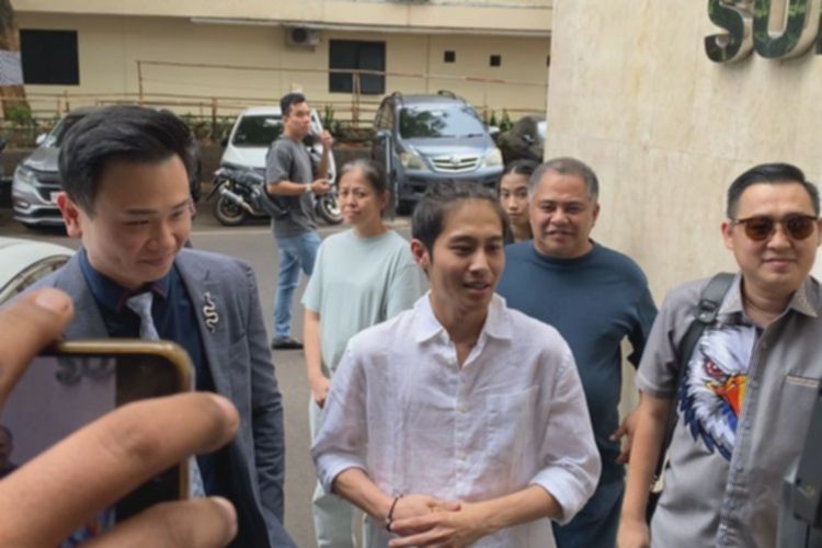 DJ Panda Penuhi Panggilan Polisi, Hadapi Kasus Pengancaman Erika Carlina