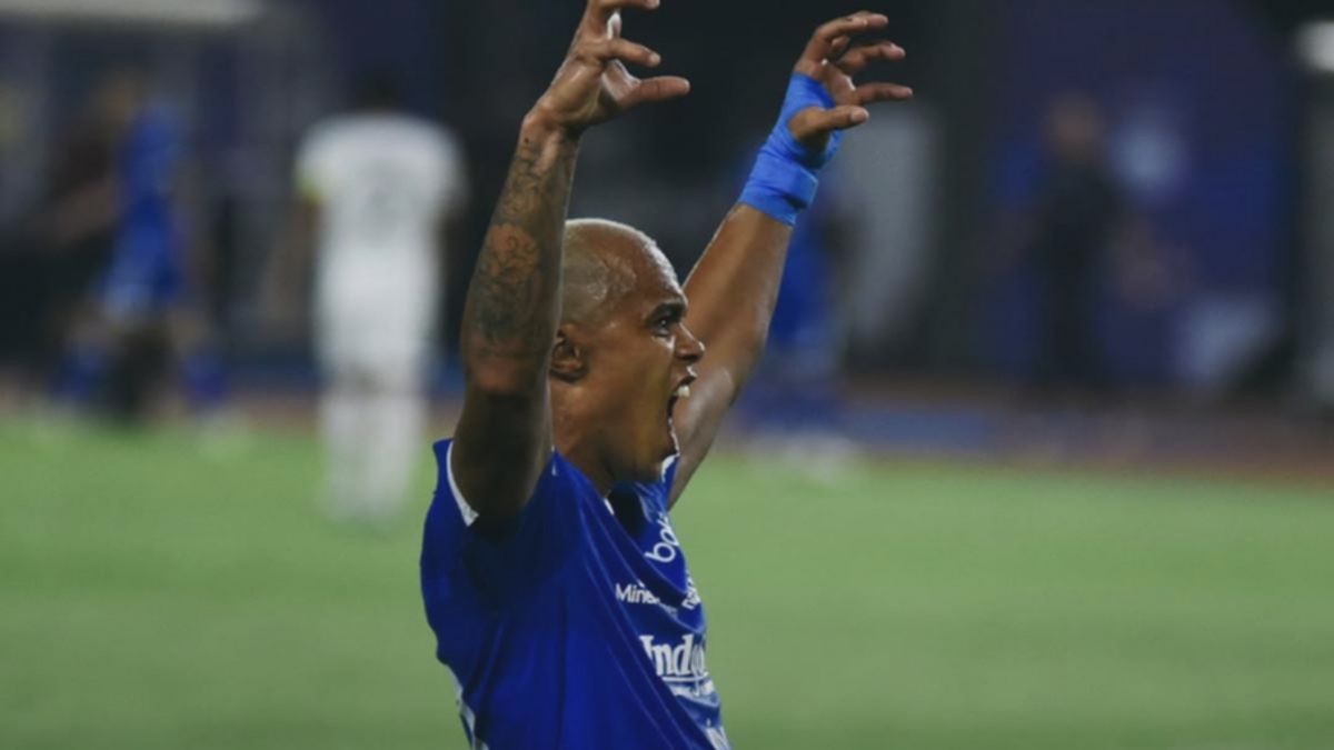 Aremania Desak Arema Bajak Persib Usai Paulinho Hengkang