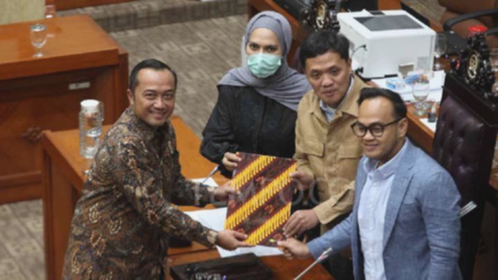 Pemerintah Minta Polisi Aktif di Sipil Mundur dari Jabatan