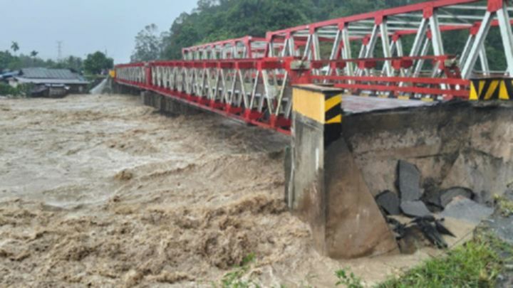 Cuaca Ekstrem Picu Banjir Longsor Sumut, Delapan Orang Meninggal