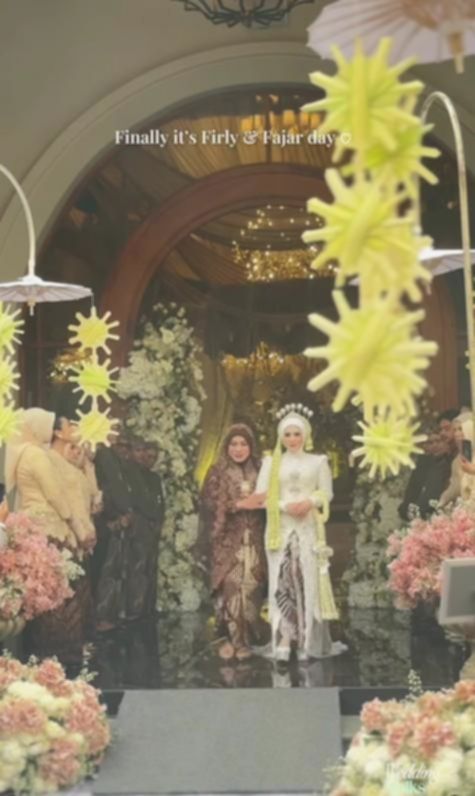 Fajar Alfian dan Firly Menikah Khidmat, Intip 7 Potret Bahagia