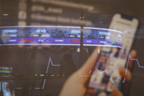 Analis Proyeksikan IHSG Tembus 8.725, Window Dressing Akhir Tahun Bayangi