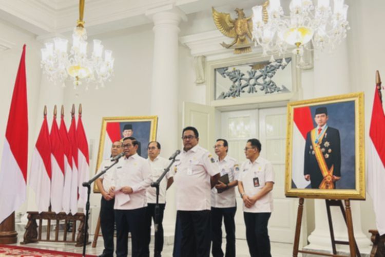 Pramono Sahkan UMP Jakarta 2026 Naik Enam Persen