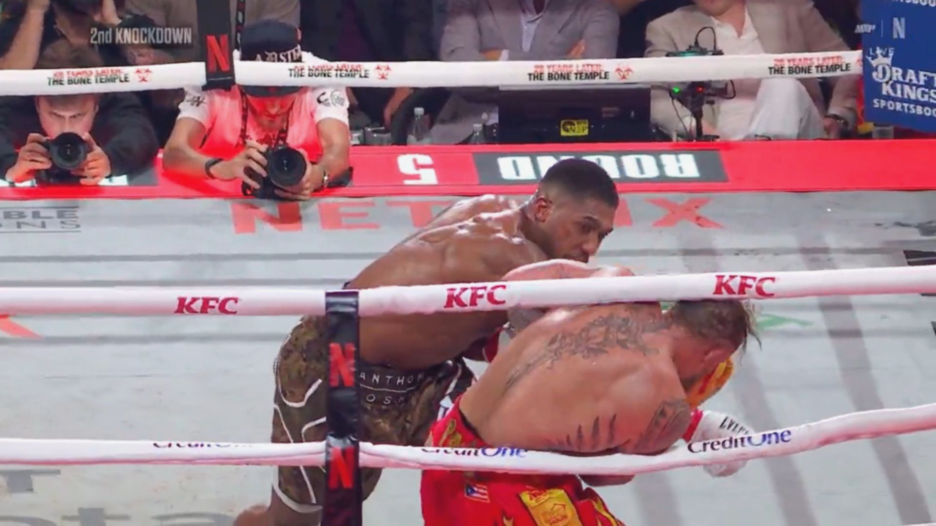 Dipermalukan Joshua, Jake Paul Sebaiknya Hindari Sensasi