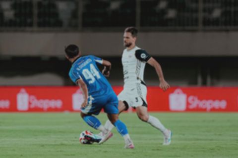 Persija dan Borneo FC Menang, Papan Atas Super League Memanas