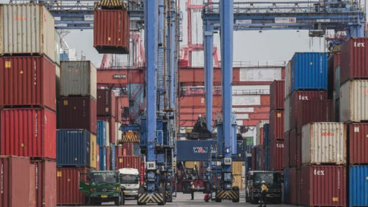 Arus Peti Kemas Pelindo Naik 7 Persen Selama Januari-April 2026
