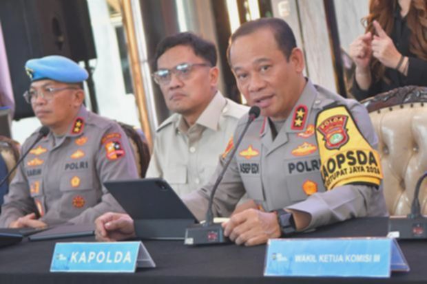 Prabowo Resmi Naikkan Pangkat Kapolda Metro Jaya Jadi Bintang Tiga