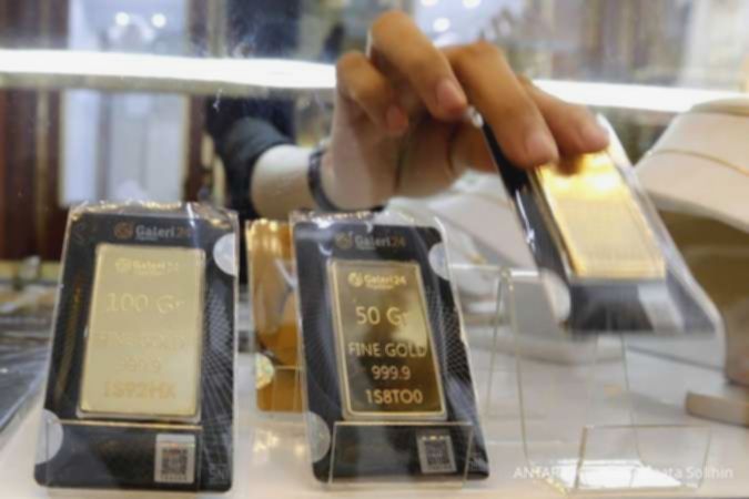 Volatilitas Harga Tinggi Bayangi Prospek Kinerja Emiten Sektor Emas