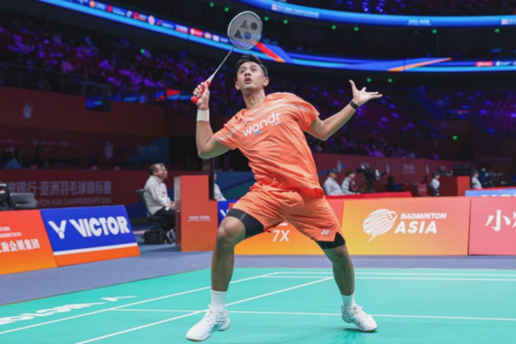 Alwi Farhan Tumbang dari Alex Lanier di Semifinal Singapore Open