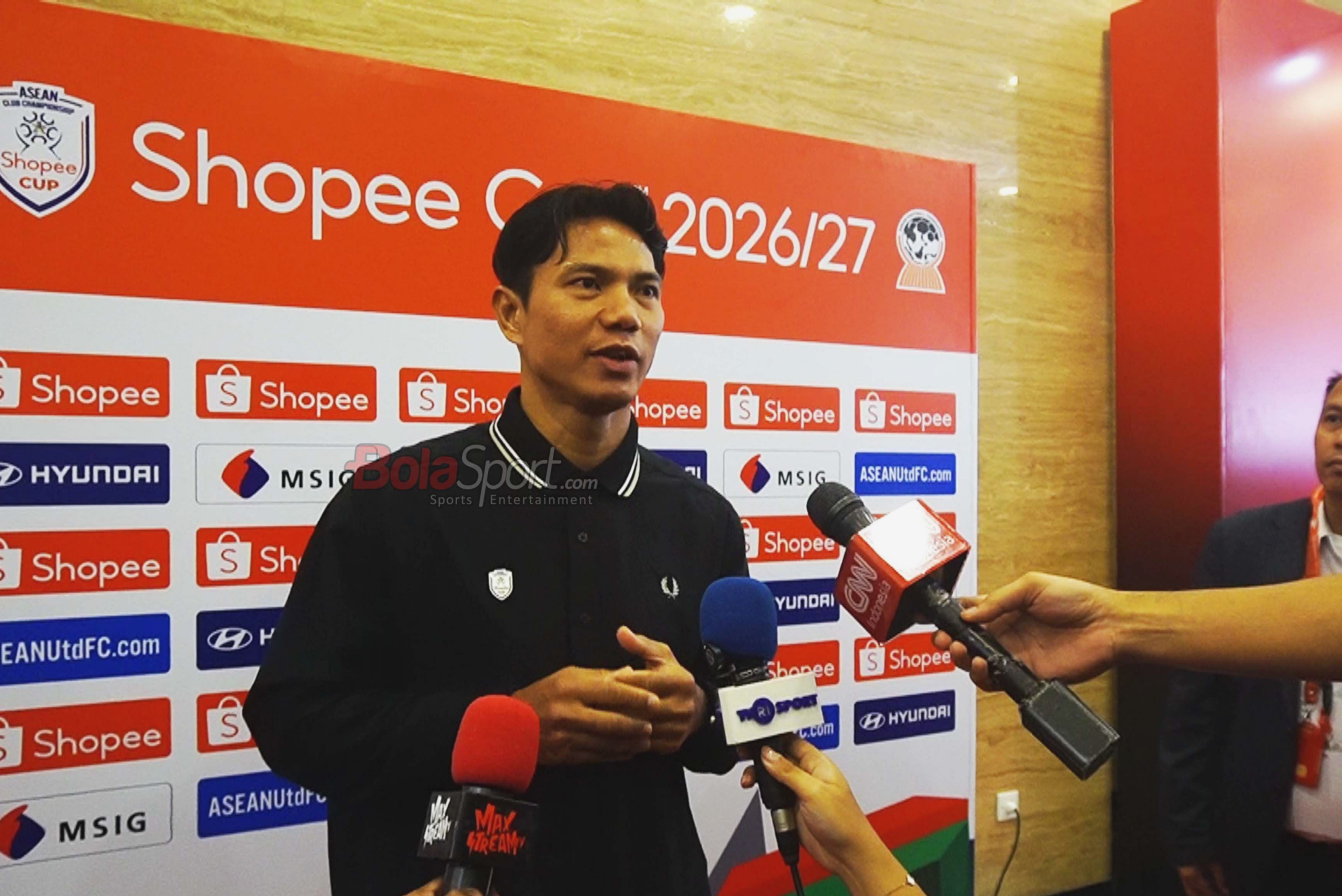 Achmad Jufriyanto Yakin Persib Mampu Redam Port FC dan Lion City