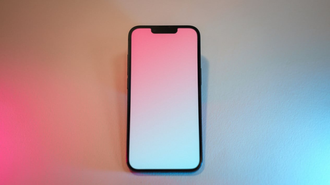 Atribut Kamera dan AI Bikin HP Flagship Tetap Diburu
