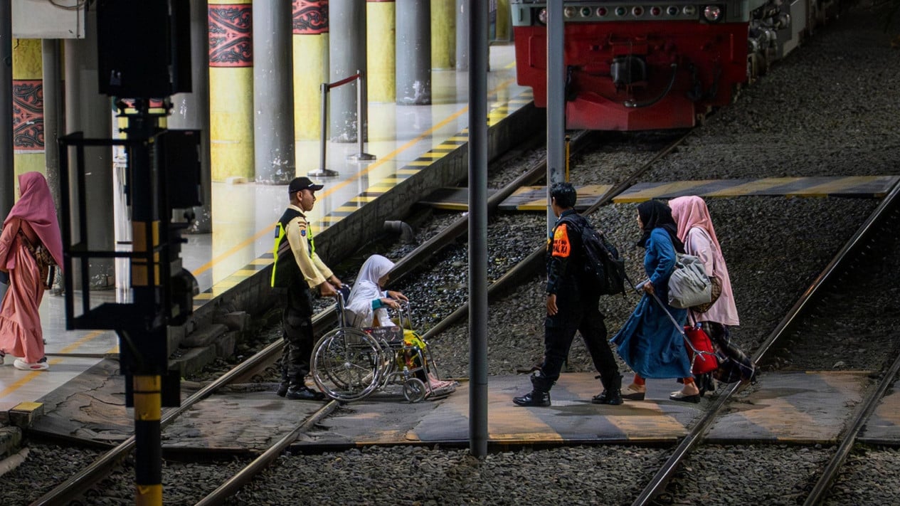 Kereta Api Bikin Perjalanan Tenang dan Kurangi Stres
