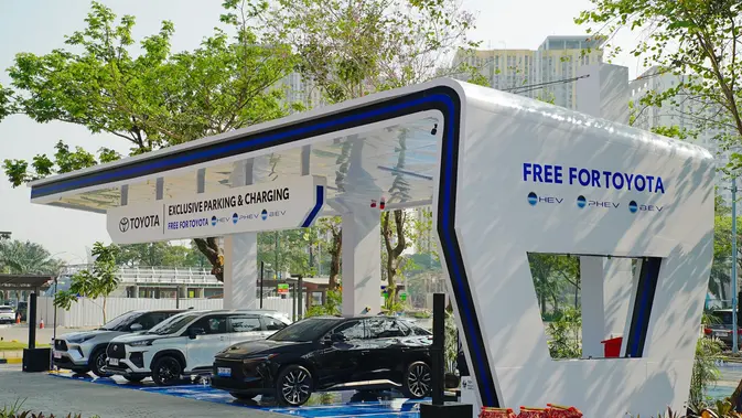 Toyota Tambah Parking dan Charging EV di Bekasi