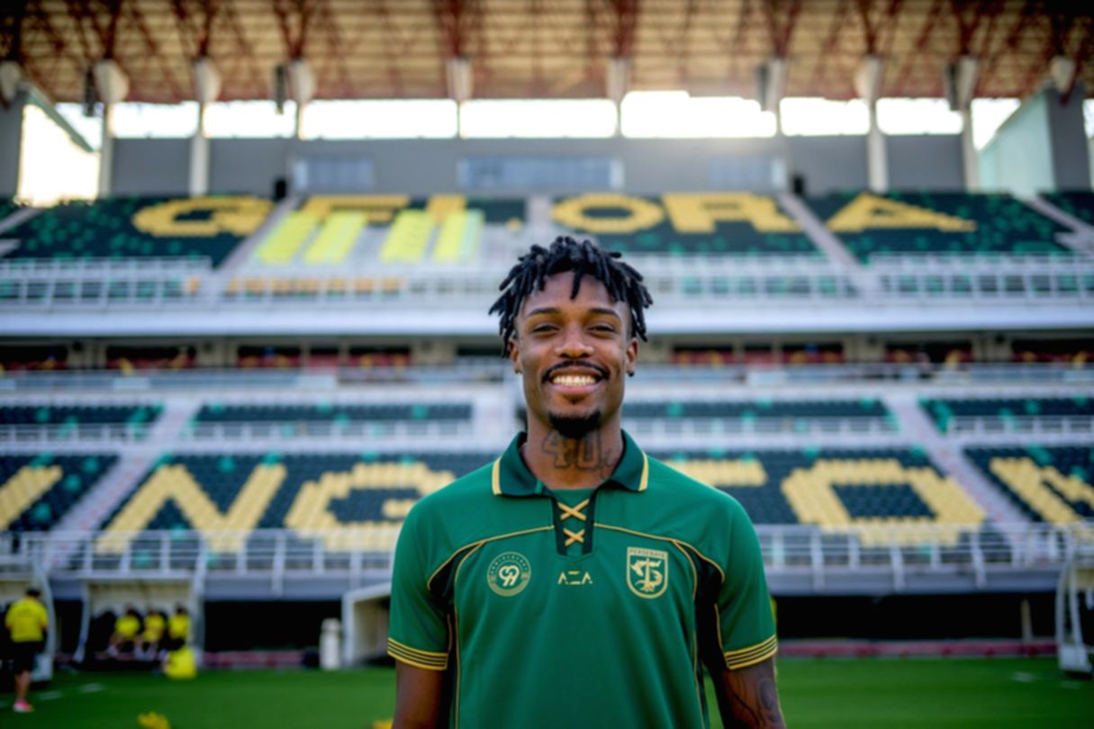 Persebaya Resmi Rekrut Eks Gelandang PSM Gledson Paixao Semusim