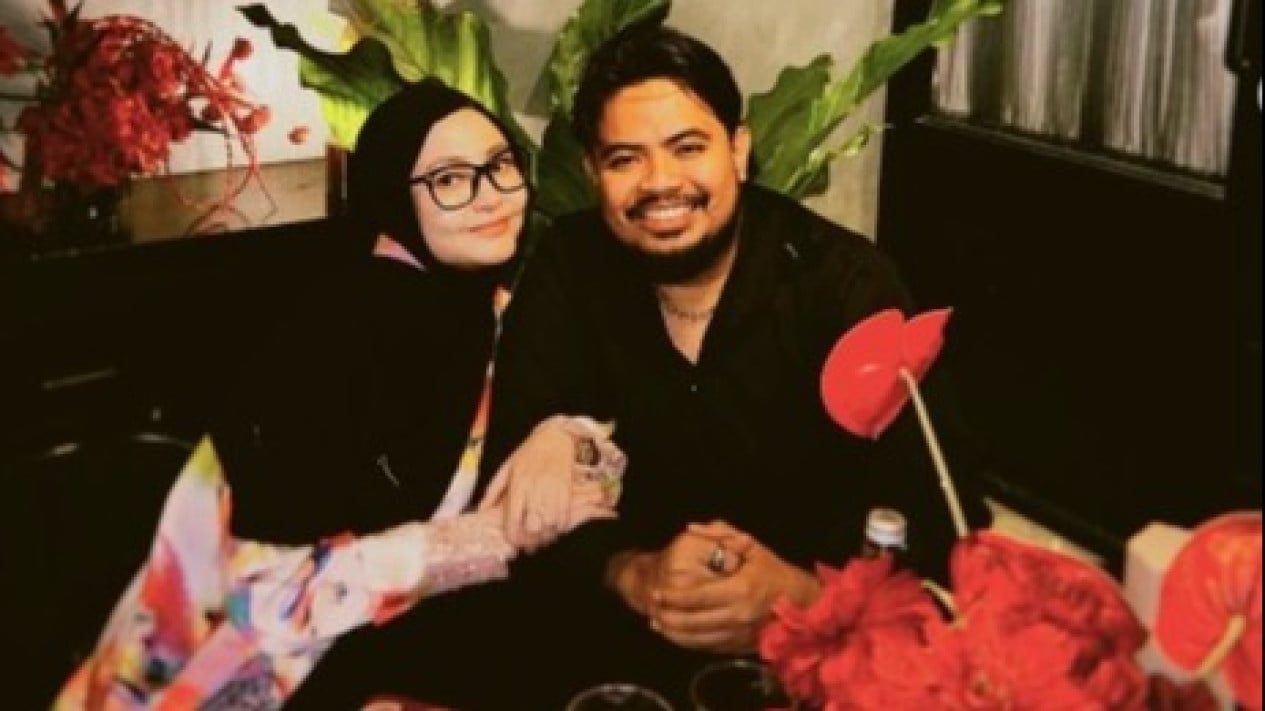 Istri Rigen Murka, Kolom Komentar Diserbu Sindiran Poligami