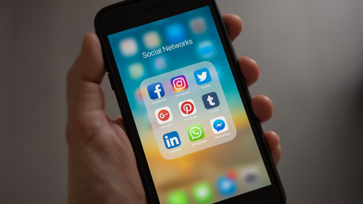 3 HP Murah Ngebut untuk Social Media Specialist