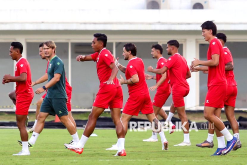 Herdman Nilai Duel Kontra Vietnam Ujian Terberat Timnas Indonesia